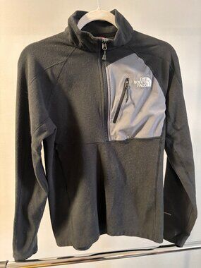 The North Face Pullover Fleece Quarter Zip